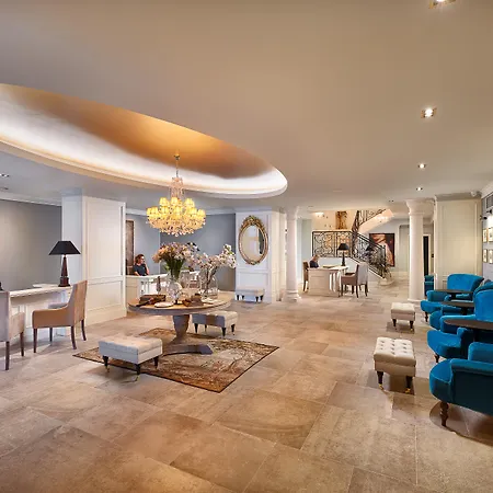Palace Elisabeth, Hvar Heritage - The Leading Of The World فندق هفار