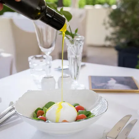 Hotel Palace Elisabeth Hvar - The Leading Of The World