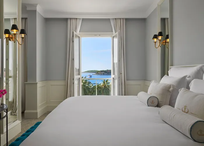 Hotel Palace Elisabeth Hvar - The Leading Of The World