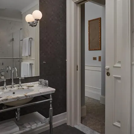 Hotel Palace Elisabeth Hvar - The Leading Of The World 5*