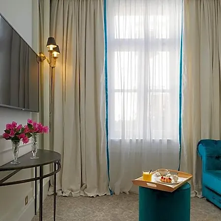 Hotel Palace Elisabeth Hvar - The Leading Of The World