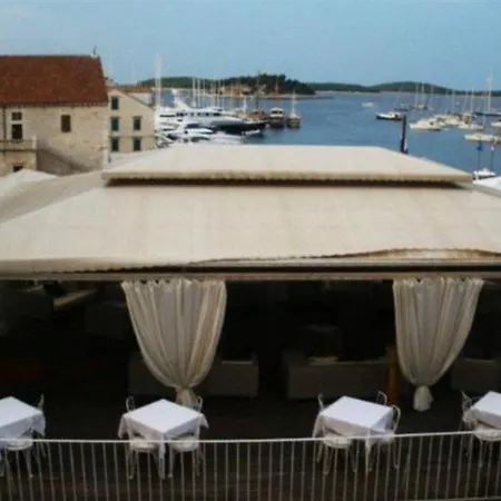 Hotel Palace Elisabeth Hvar - The Leading Of The World