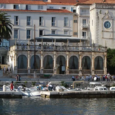 Hotel Palace Elisabeth Hvar - The Leading Of The World 5*