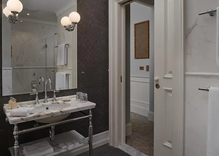 Hotel Palace Elisabeth Hvar - The Leading Of The World 5*